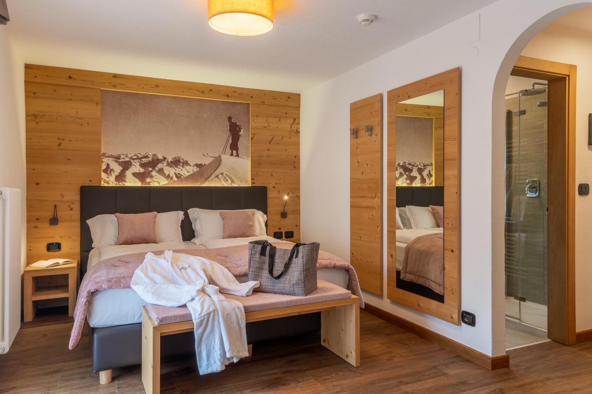 Hotel Meida Pozza di Fassa Esterno foto