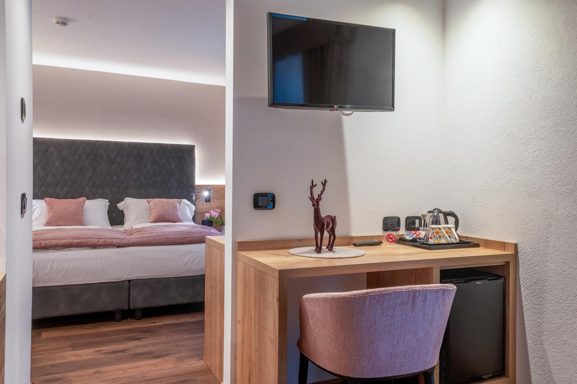 Hotel Meida Pozza di Fassa Esterno foto